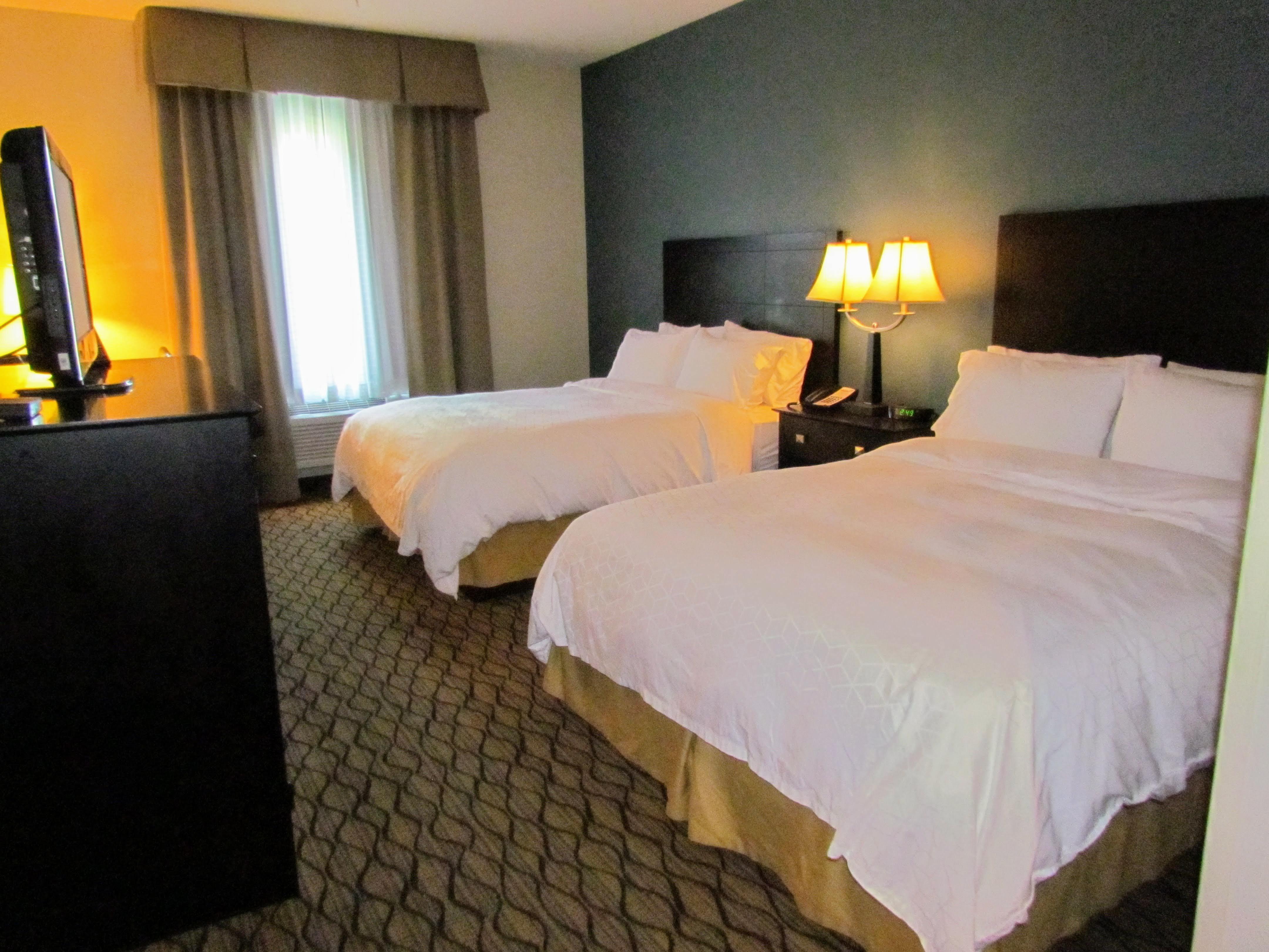 Holiday Inn Express Hotel & Suites Cadillac By Ihg Εξωτερικό φωτογραφία