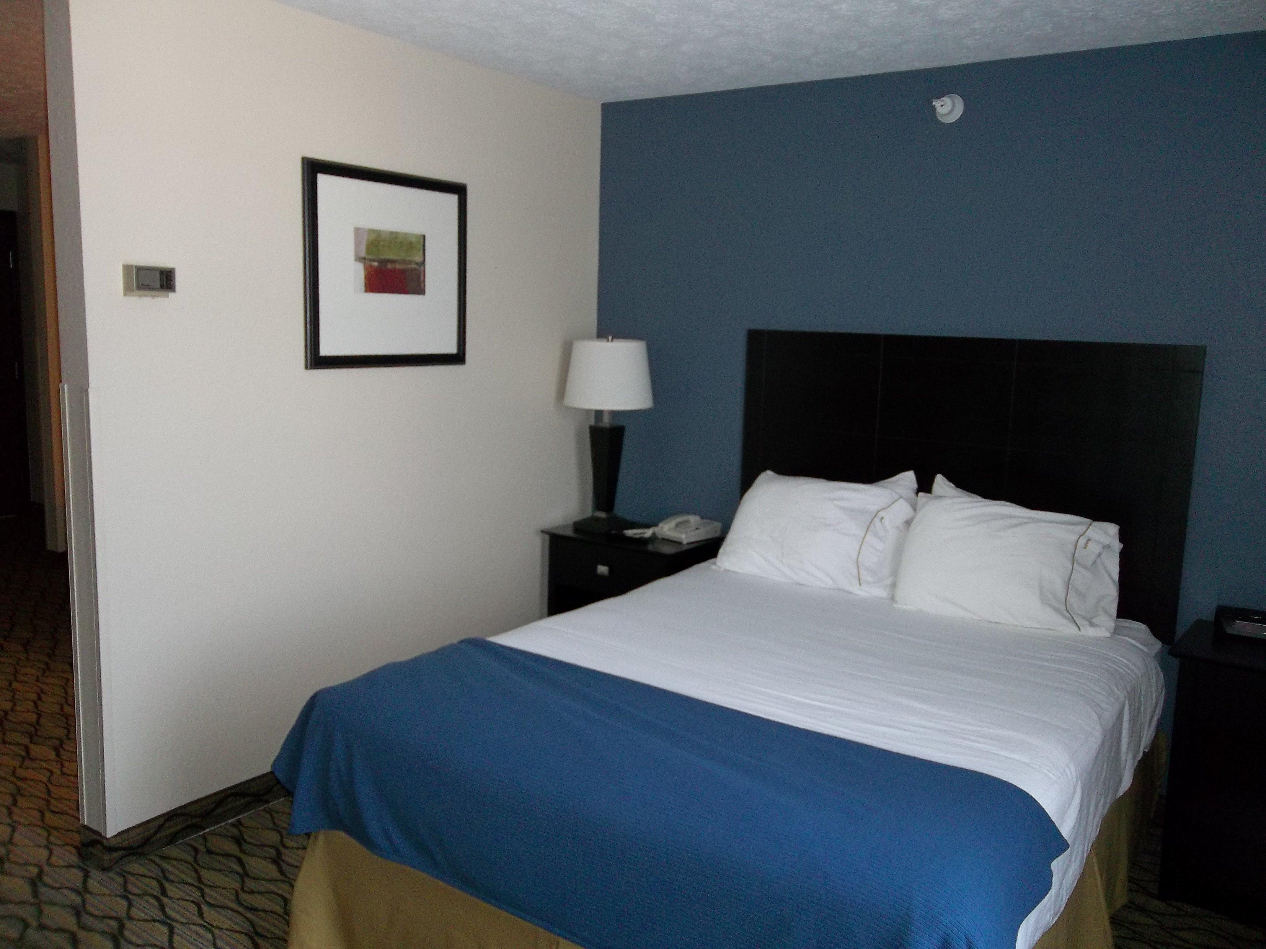 Holiday Inn Express Hotel & Suites Cadillac By Ihg Εξωτερικό φωτογραφία