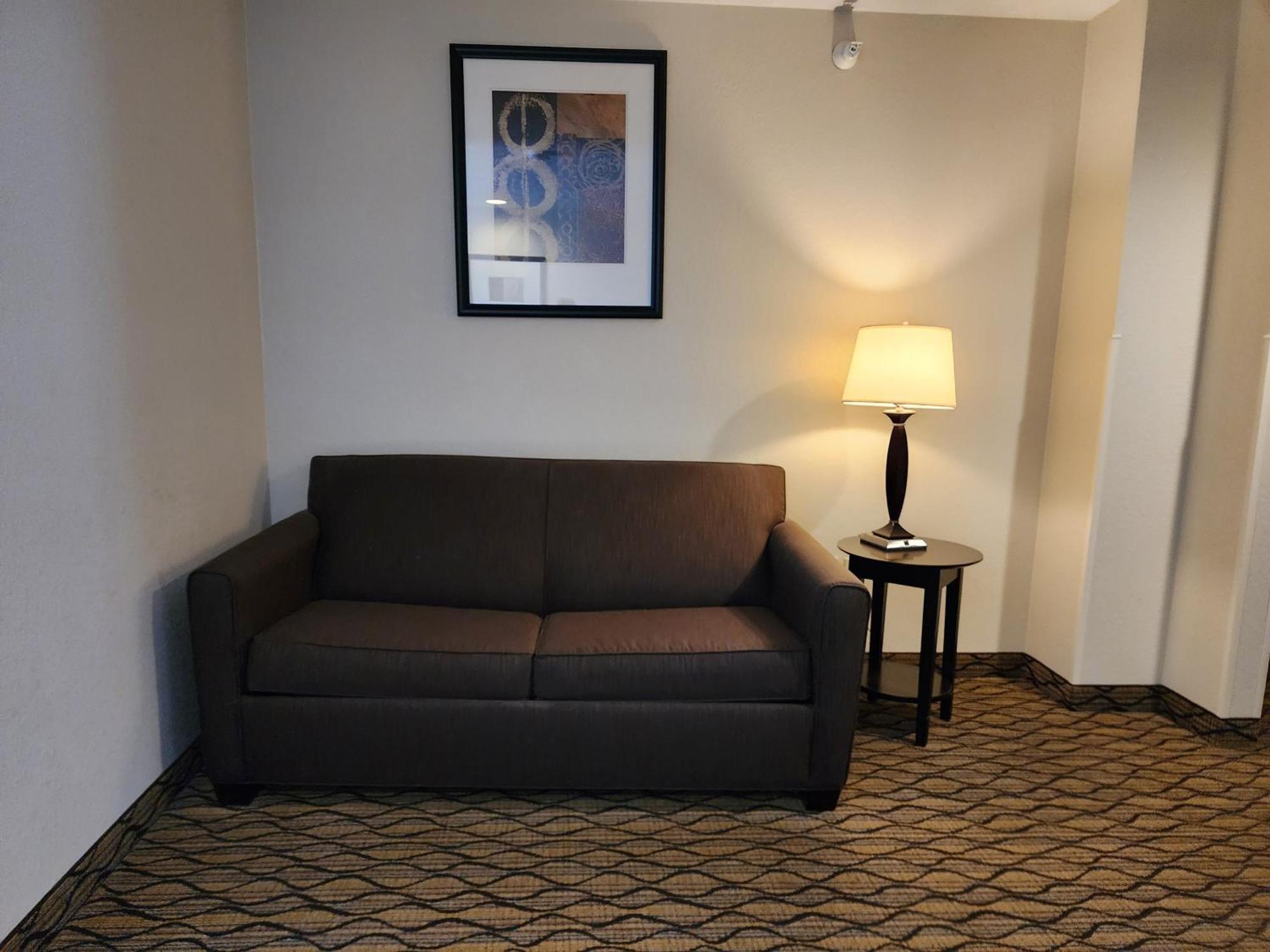 Holiday Inn Express Hotel & Suites Cadillac By Ihg Εξωτερικό φωτογραφία